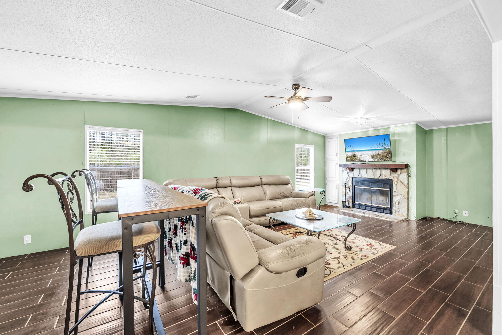 2236 Old Jolly Bay Road Freeport, FL 32439 - Photo 9 of 25 .