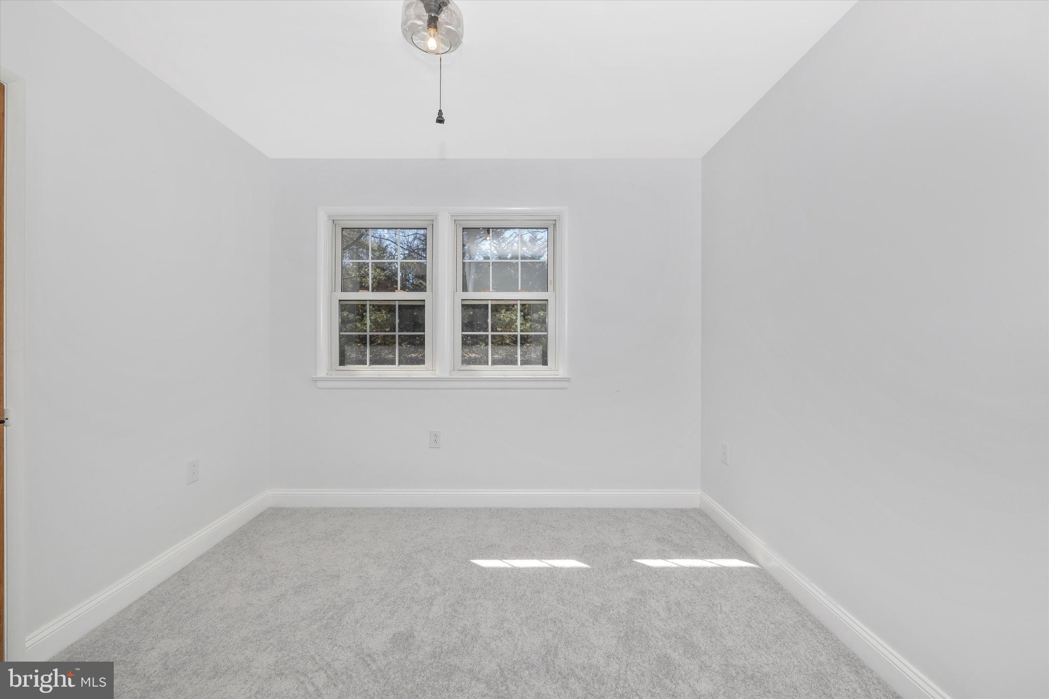 5600 Lakeview Drive Frederick, MD 21702 - Photo 30 of 55 Bedroom 3