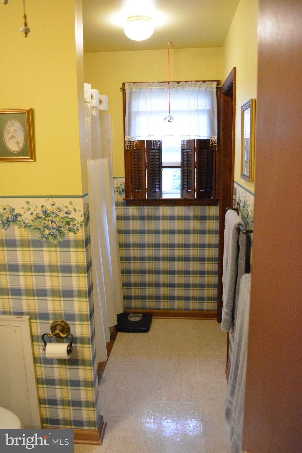 53 N Road Chesapeake City, MD 21915 - Photo 12 of 25 Master bath