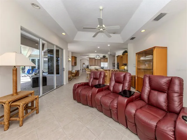 $825,000 | 2022 Calusa Lakes Boulevard, Nokomis, FL 34275