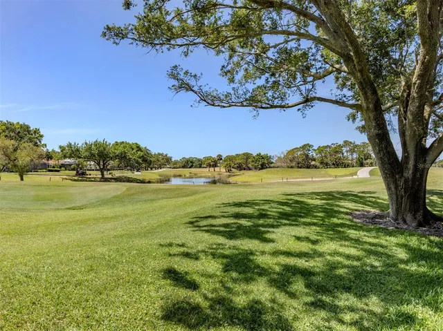 $825,000 | 2022 Calusa Lakes Boulevard, Nokomis, FL 34275