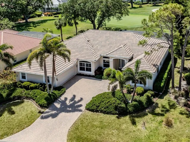 $825,000 | 2022 Calusa Lakes Boulevard, Nokomis, FL 34275