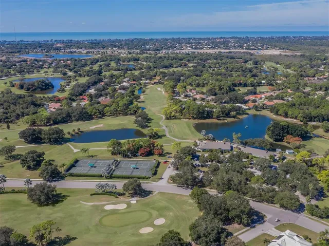 $825,000 | 2022 Calusa Lakes Boulevard, Nokomis, FL 34275