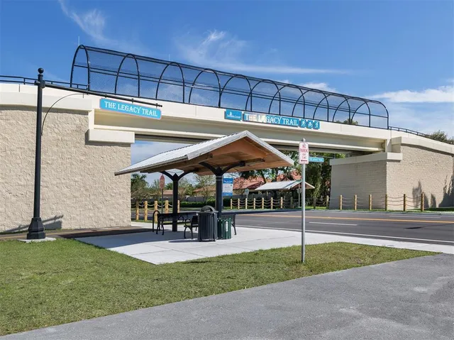 $825,000 | 2022 Calusa Lakes Boulevard, Nokomis, FL 34275