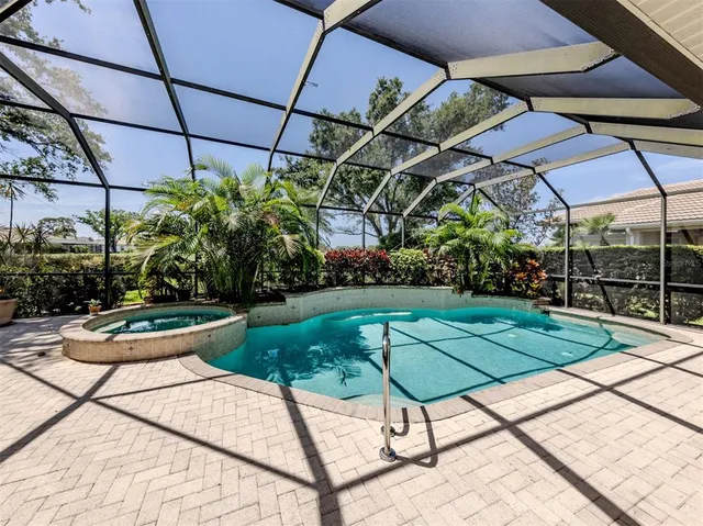 $825,000 | 2022 Calusa Lakes Boulevard, Nokomis, FL 34275