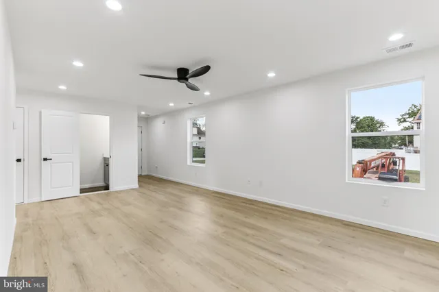 an entryway in a hall with an entryway