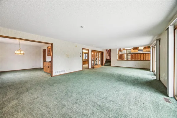$995,000 | 6037 Dunham Road, Downers Grove, IL 60516