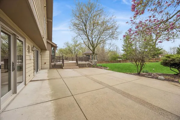$995,000 | 6037 Dunham Road, Downers Grove, IL 60516