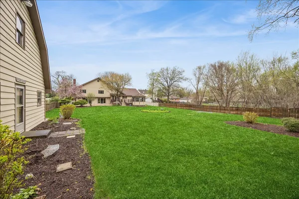 $995,000 | 6037 Dunham Road, Downers Grove, IL 60516