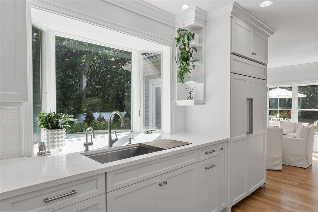 77 Revolutionary Road Concord, MA 01742 - Photo 10 of 42