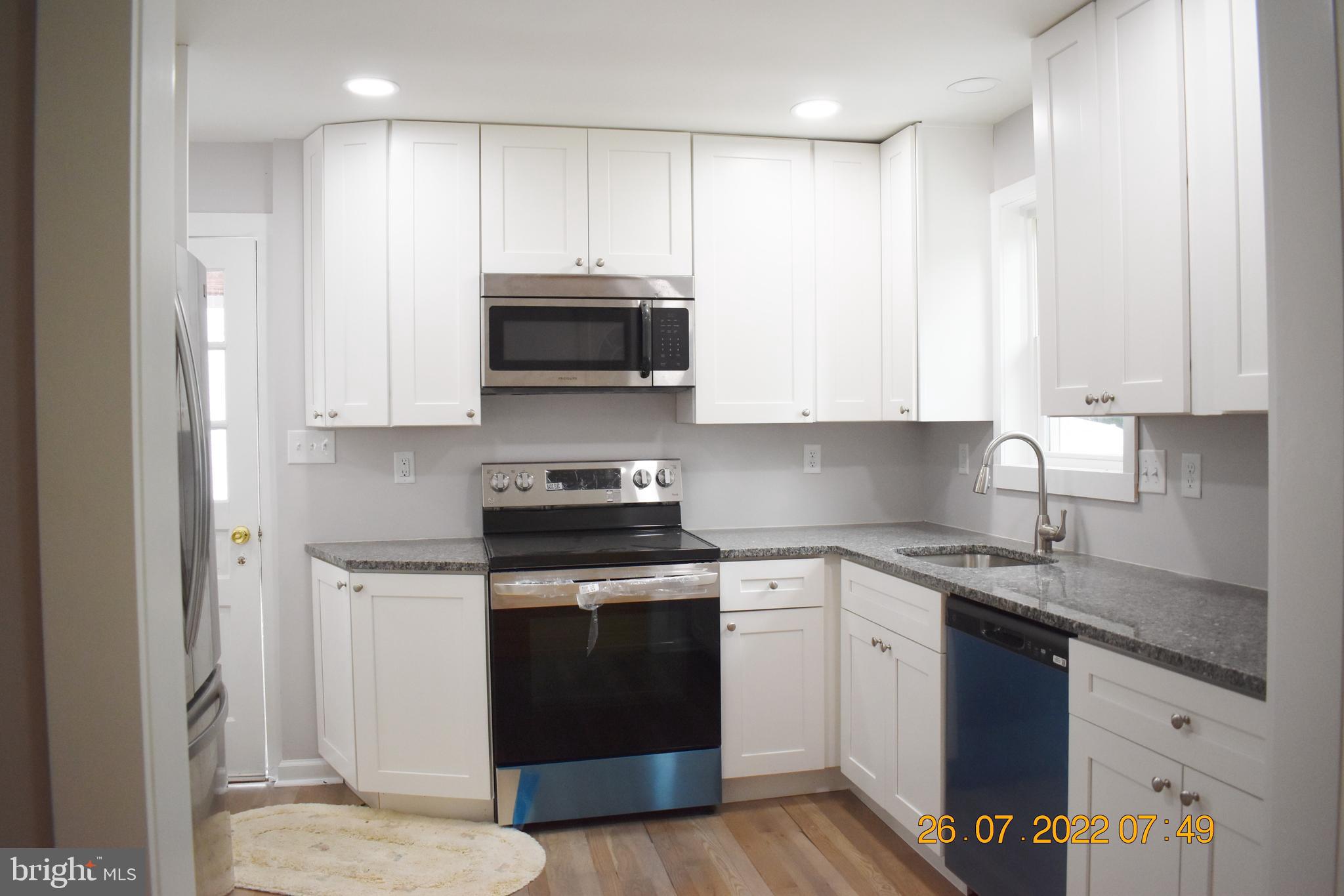 2914 Ogletown Road Newark, DE 19713 - Photo 2 of 18