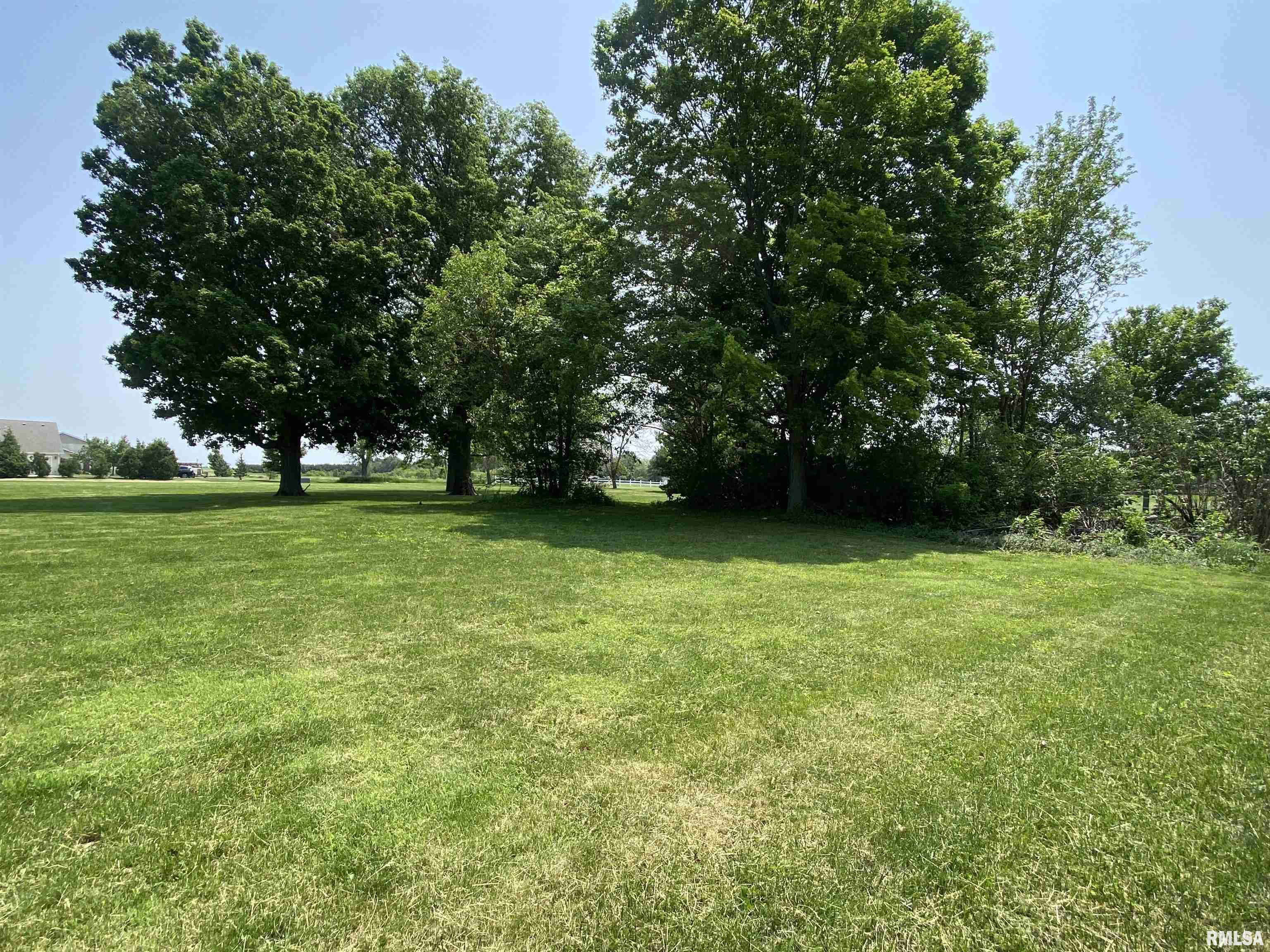 1009 South Candy Lane Macomb, IL 61455 - Photo 2 of 8