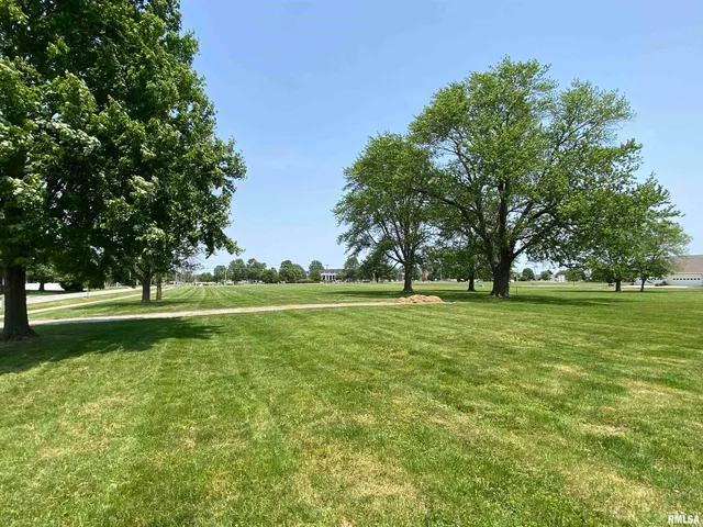 $299,000 | 1009 South Candy Lane, Macomb, IL 61455