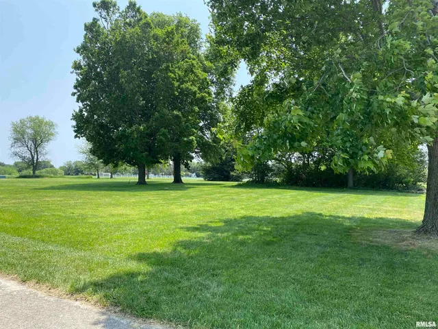 $299,000 | 1009 South Candy Lane, Macomb, IL 61455