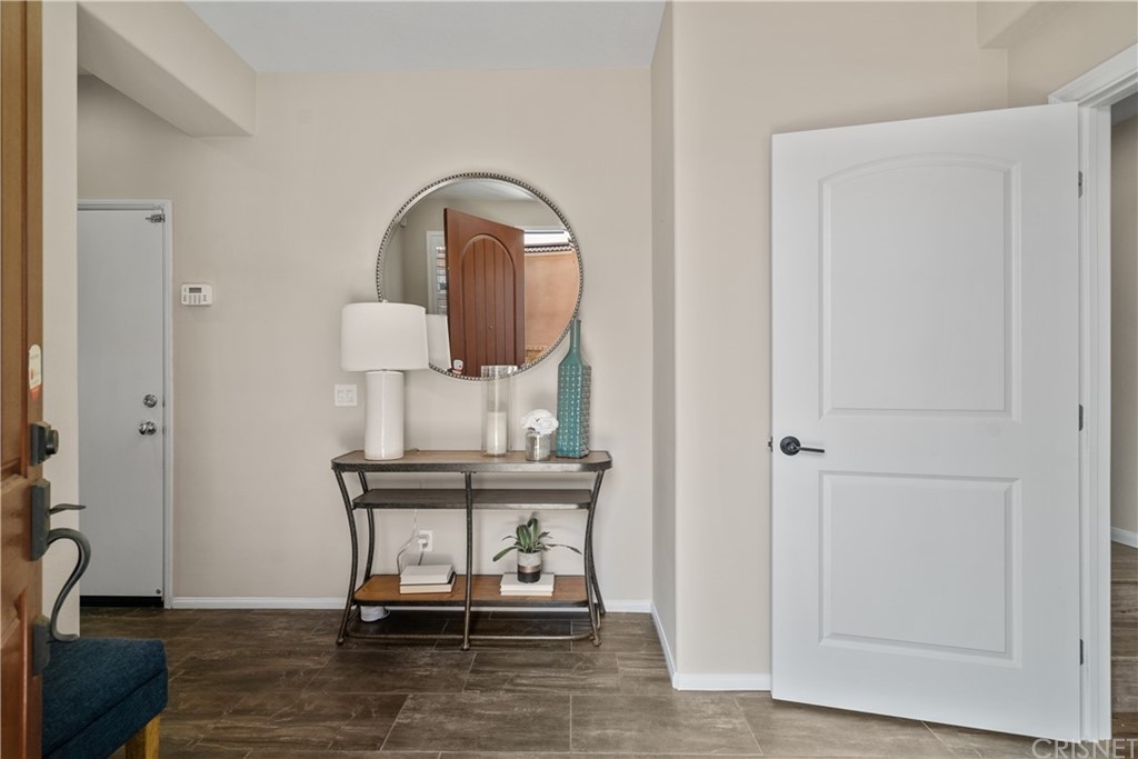 28646 Farrier Drive Valencia, CA 91354 - Photo 16 of 40