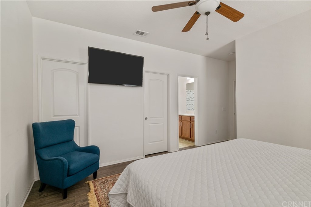 28646 Farrier Drive Valencia, CA 91354 - Photo 29 of 40