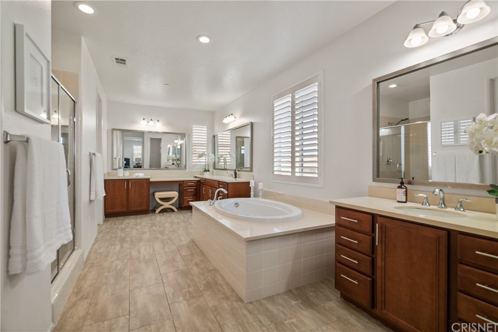 28646 Farrier Drive Valencia, CA 91354 - Photo 35 of 40