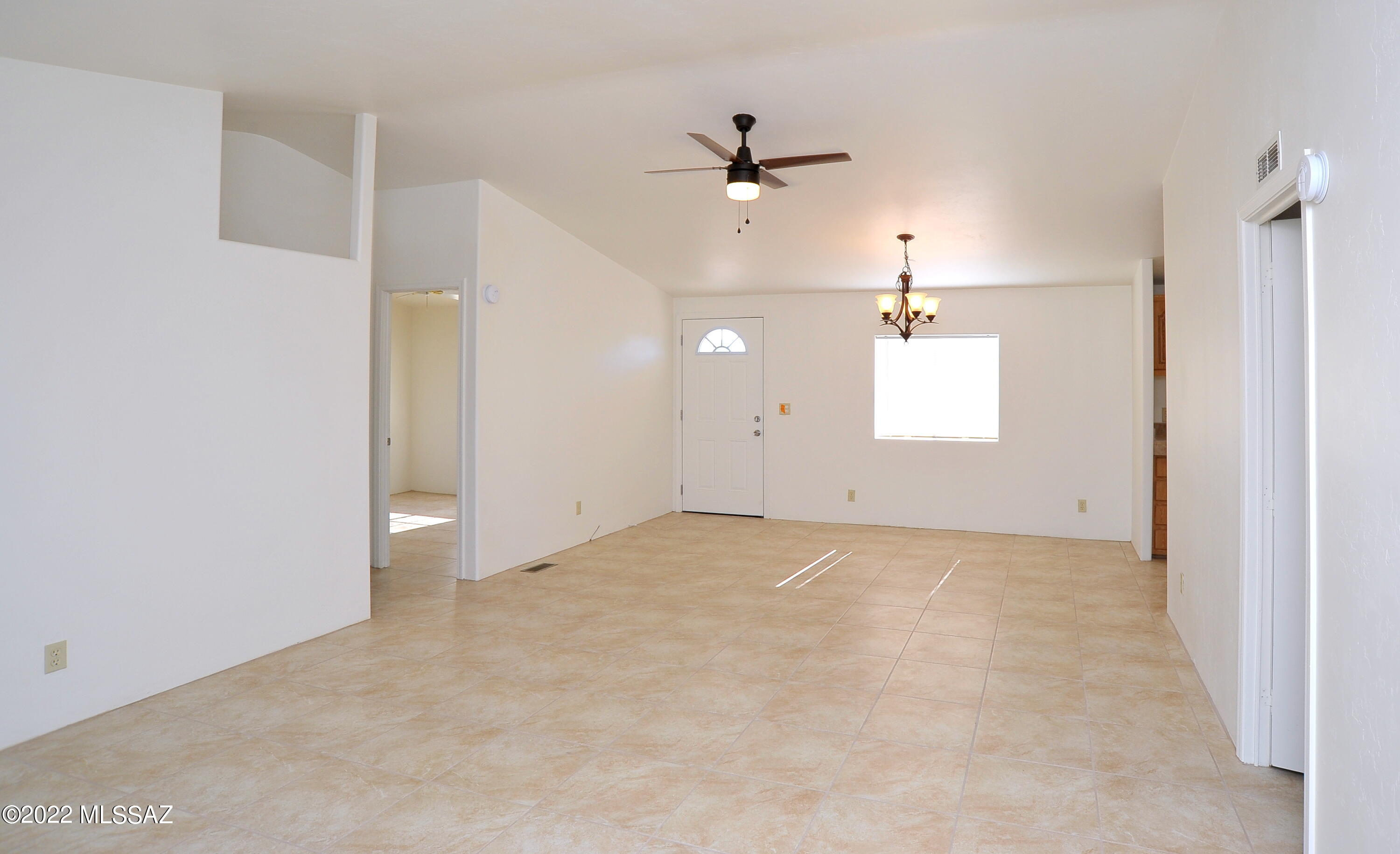 2772 West Quail Road Tucson, AZ 85746 - Photo 6 of 38 Gallery Image 6
