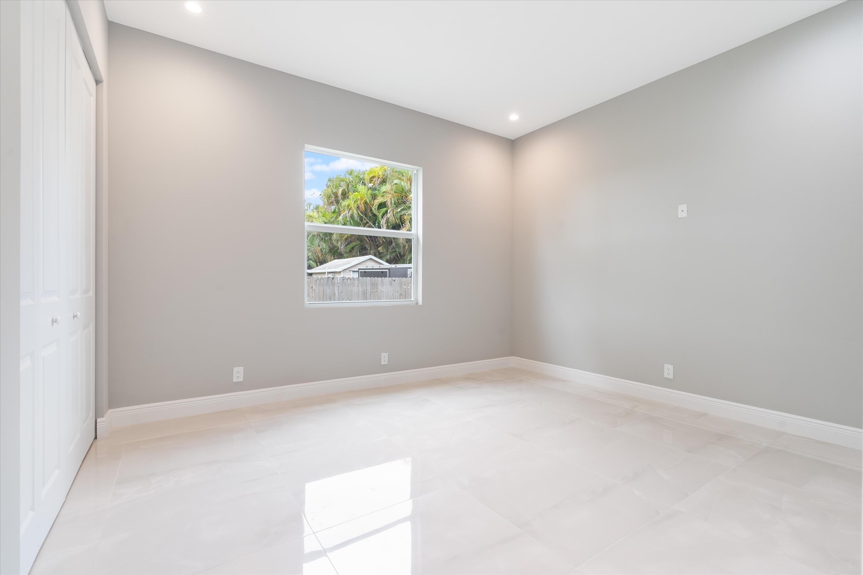 9051 Twig Road Lake Worth, FL 33467 - Photo 21 of 24 22-9051 Twig Road Lake Worth, FL-121