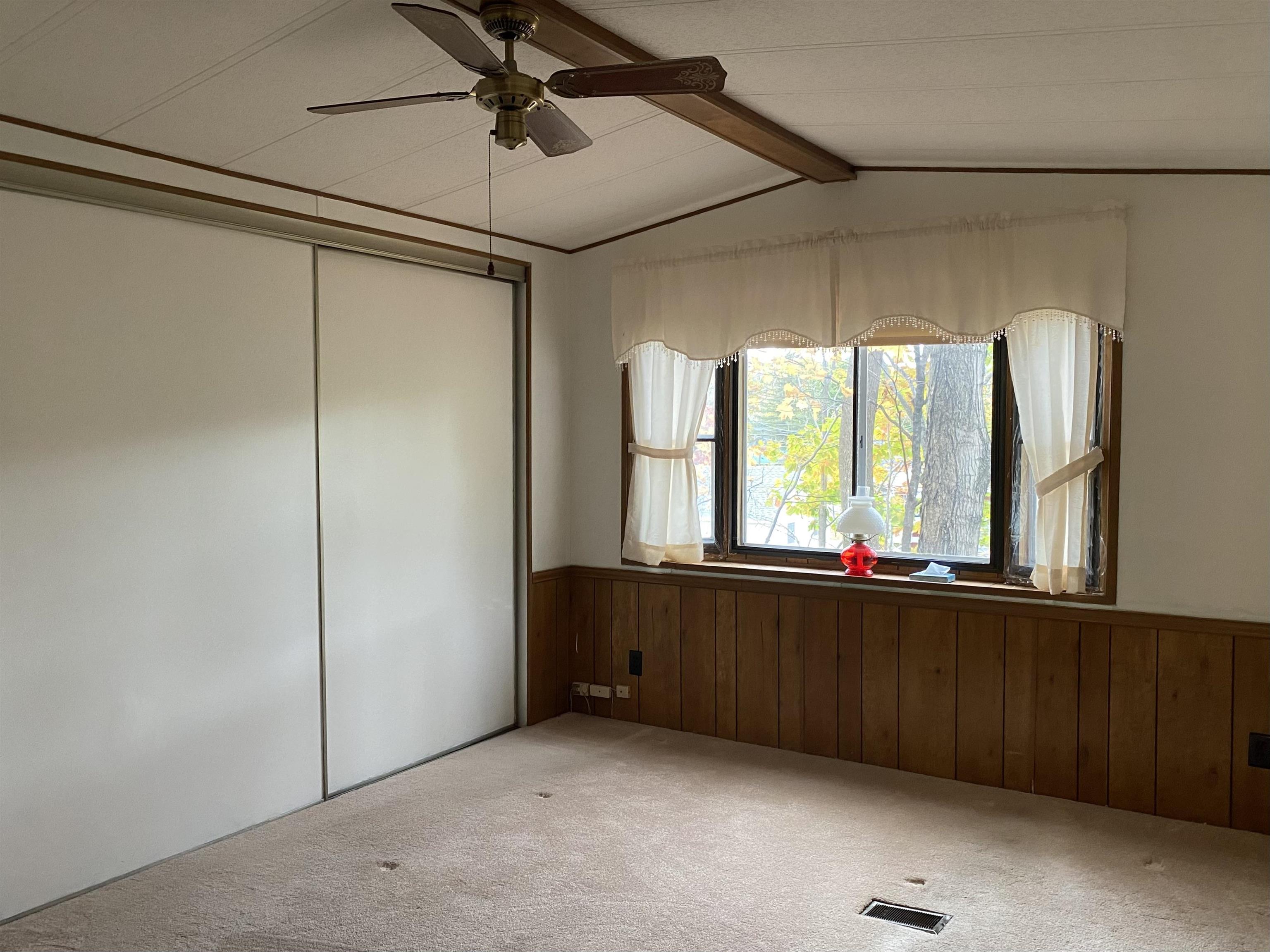 9 Paradise Street Gorham, NH 03581 - Photo 18 of 24