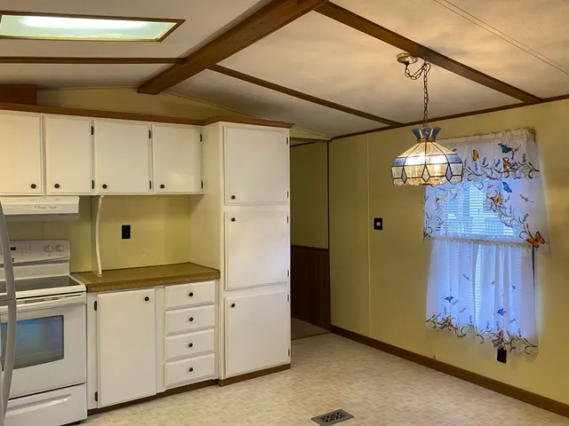 $119,900 | 9 Paradise Street, Gorham, NH 03581