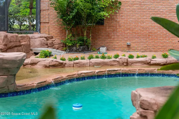 $1,623,456 | 2195 South Courtenay Parkway, Merritt Island, FL 32952