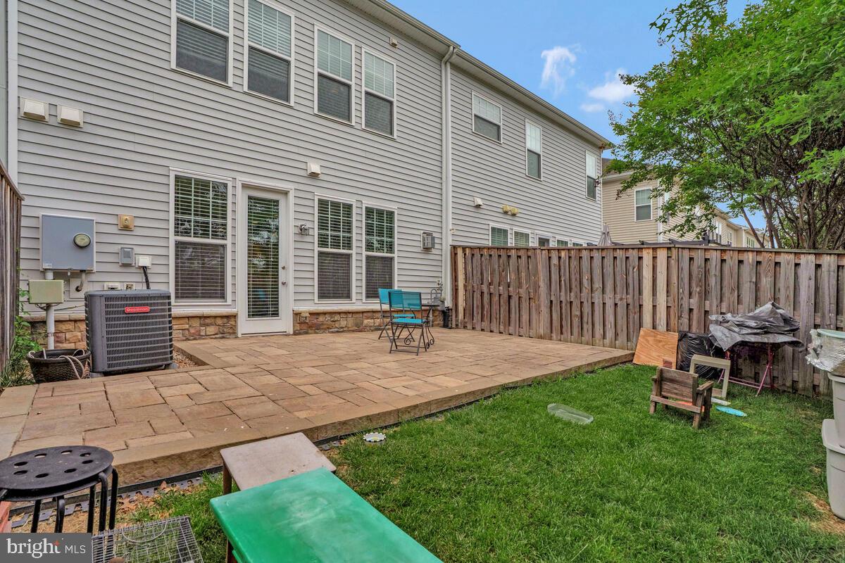 42523 Benfold Square Brambleton, VA 20148 - Photo 28 of 29 a house view with a sitting space