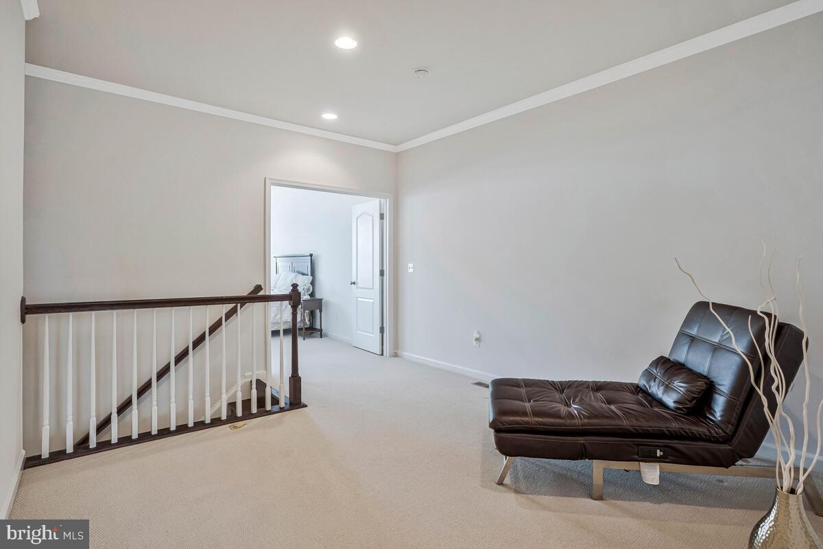 42523 Benfold Square Brambleton, VA 20148 - Photo 8 of 29