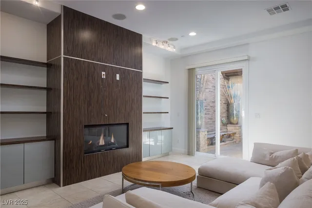 $1,150,000 | 11280 Granite Ridge Drive, Unit 1056, Las Vegas, NV 89135