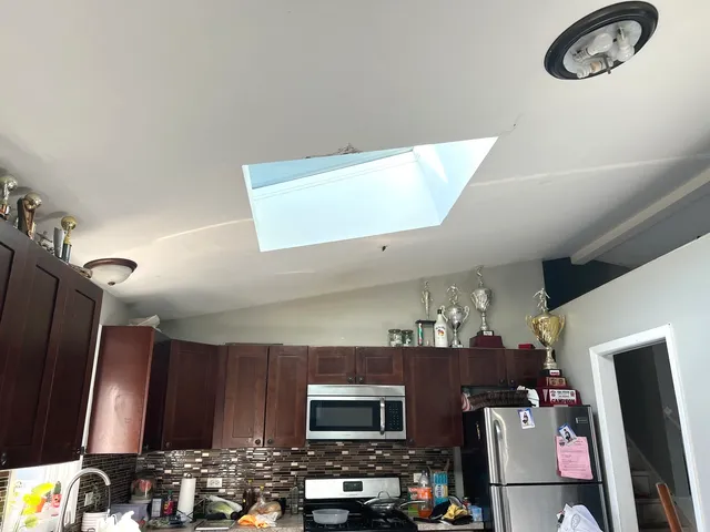 $326,900 | 12818 South Blossom Drive, Alsip, IL 60803