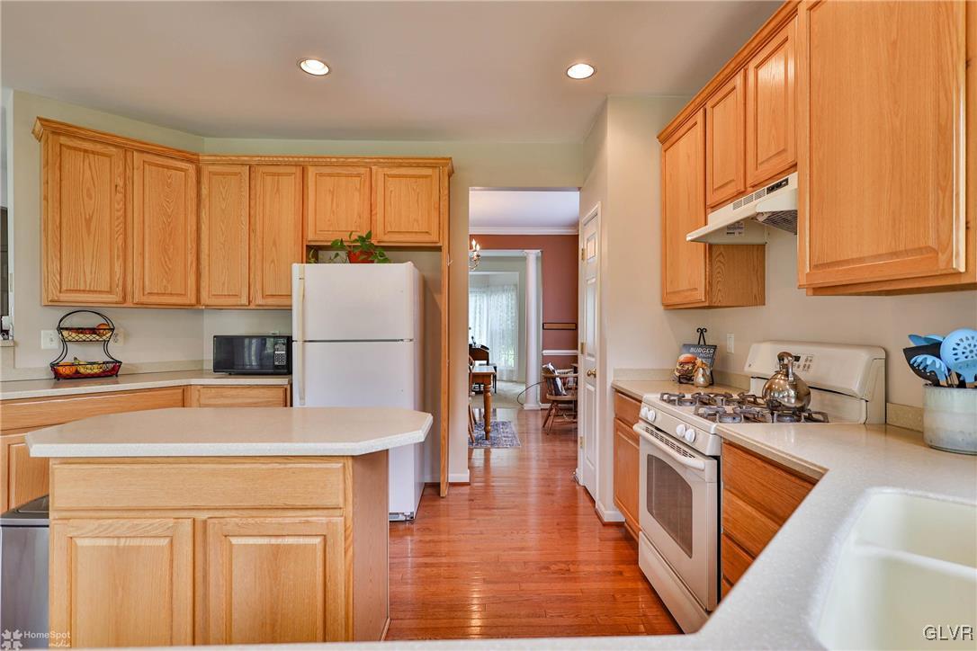 1170 Blair Road Bethlehem, PA 18017 - Photo 10 of 36 Gallery Image 10
