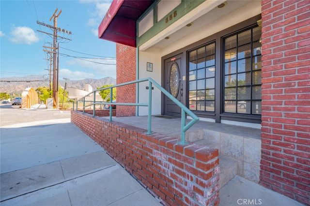 $4,275 | 888 North Kenilworth Avenue, Glendale, CA 91203