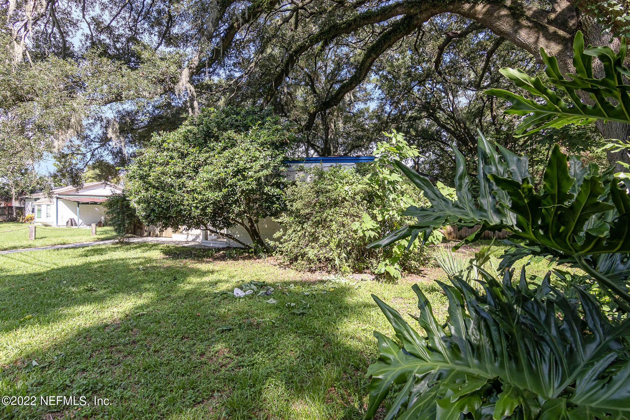 1248 King Arthur Road Jacksonville, FL 32211 - Photo 3 of 23 03-1248 King Arthur Rd_44-Edit