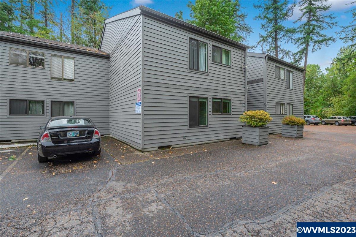 6745 Southwest Scholls Ferry Road Beaverton, OR 97008 - Photo 25 of 29