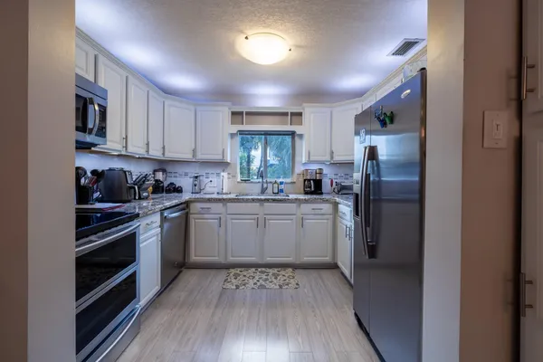 $3,500 | 3302 Southeast 2nd Street, Pompano Beach, FL 33062