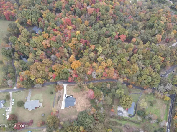 $74,000 | 122 Pleasant View Loop, Clinton, TN 37716