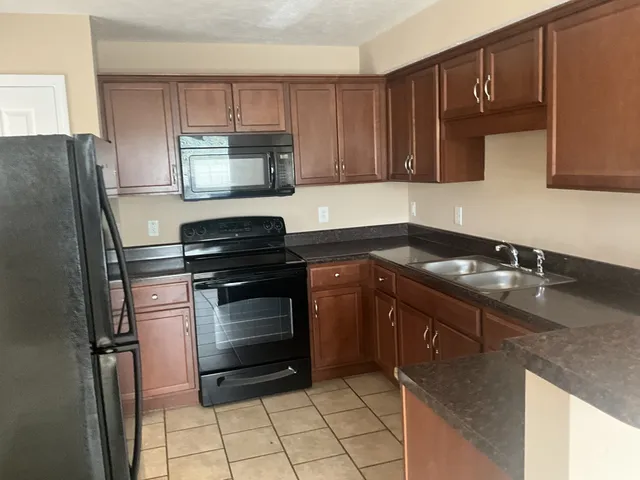 $1,500 | 537 Patriot Park Court, Unit A AND C, Clarksville, TN 37042