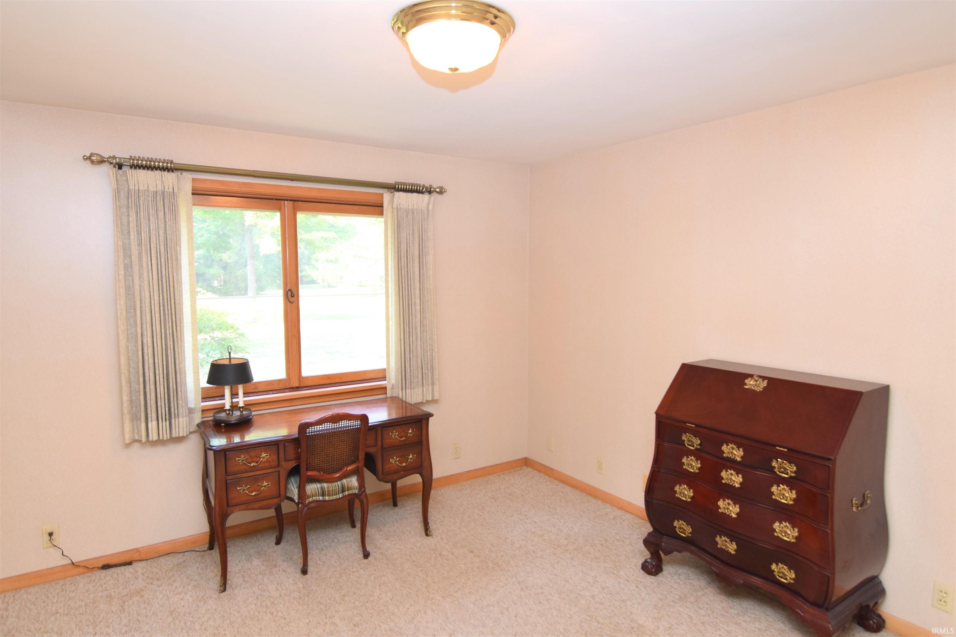 3310 West Moore Road Muncie, IN 47304 - Photo 21 of 36 Gallery Image 21