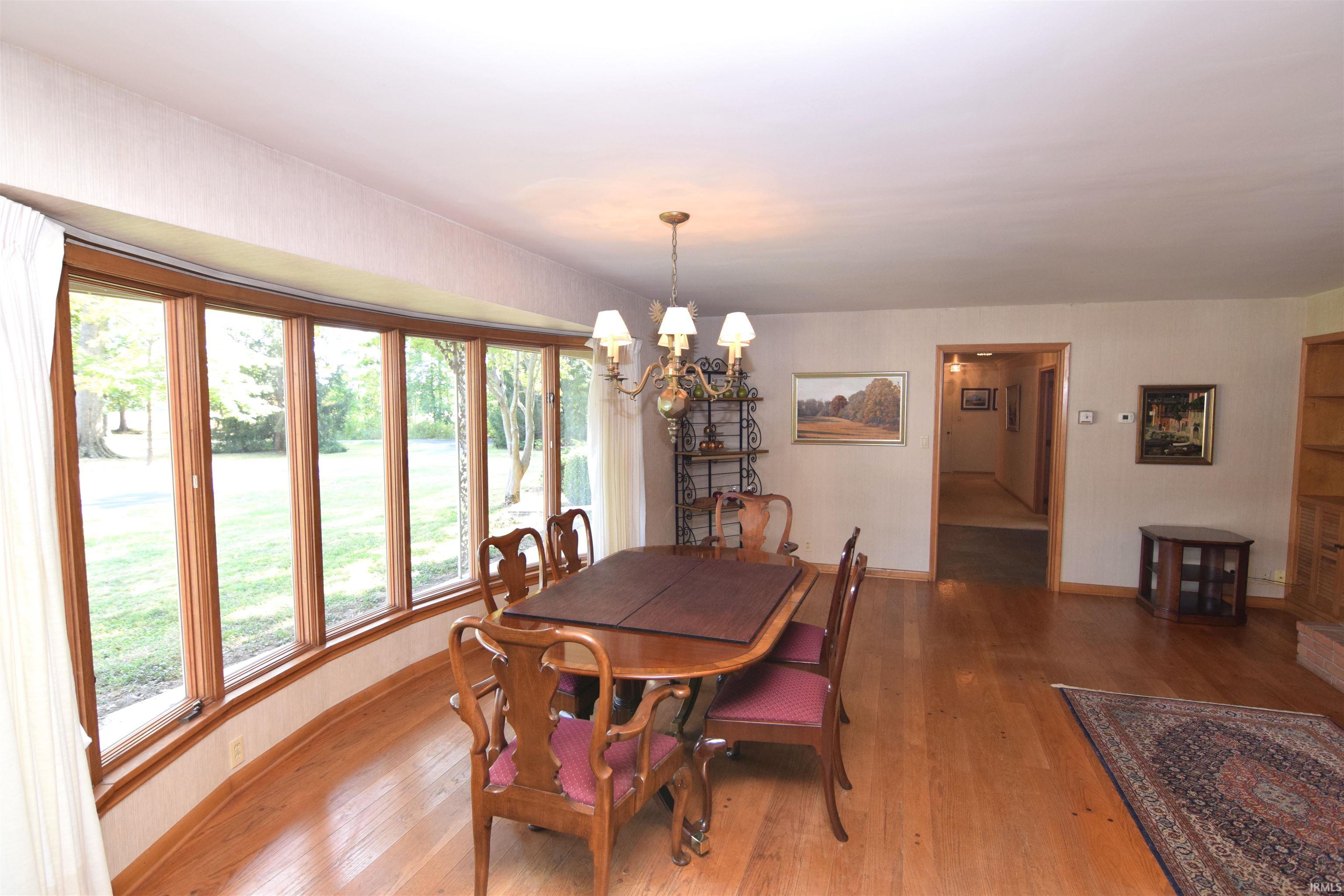 3310 West Moore Road Muncie, IN 47304 - Photo 4 of 36 Gallery Image 4