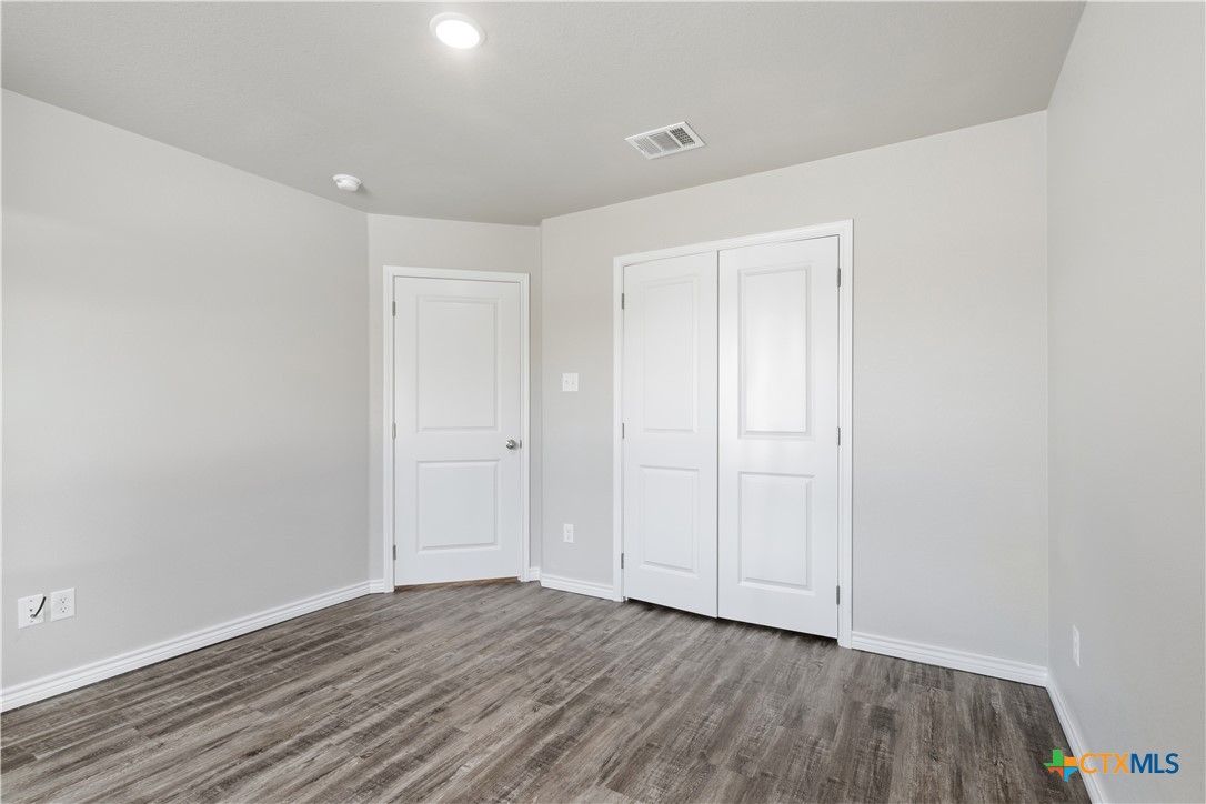 216 West Ruby Road Harker Heights, TX 76548 - Photo 24 of 33 Bedroom 2