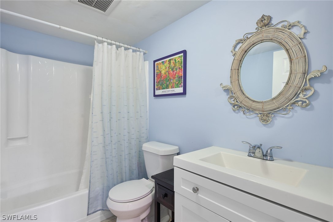 8135 Country Road, Unit 104 Fort Myers, FL 33919 - Photo 11 of 31 Gallery Image 11