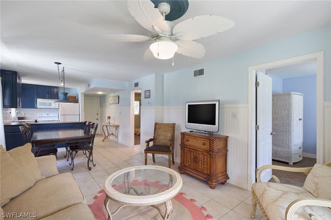 8135 Country Road, Unit 104 Fort Myers, FL 33919 - Photo 10 of 31 Gallery Image 10