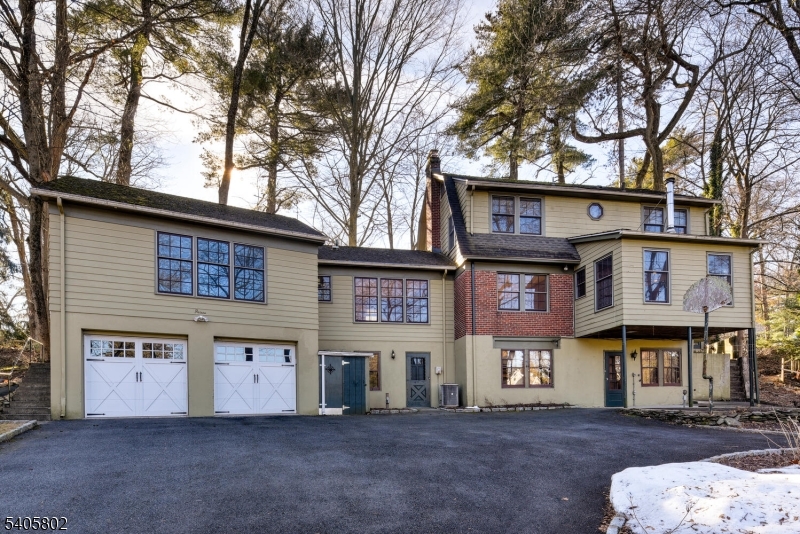 15 Overlook Road Caldwell, NJ 07006 - Photo 34 of 37 a sign that is on the side of a building