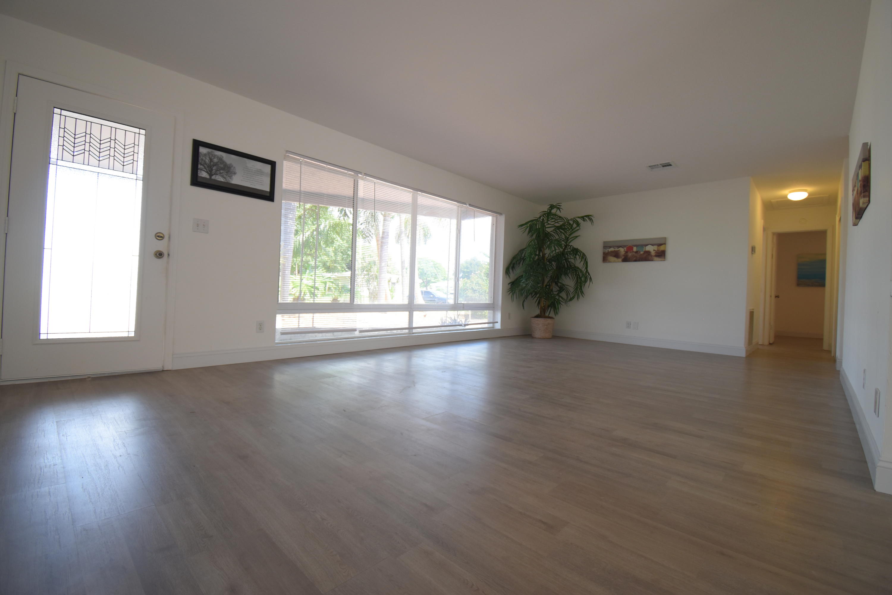 498 Northeast 5th Circle Boca Raton, FL 33431 - Photo 12 of 47 DSC_0243