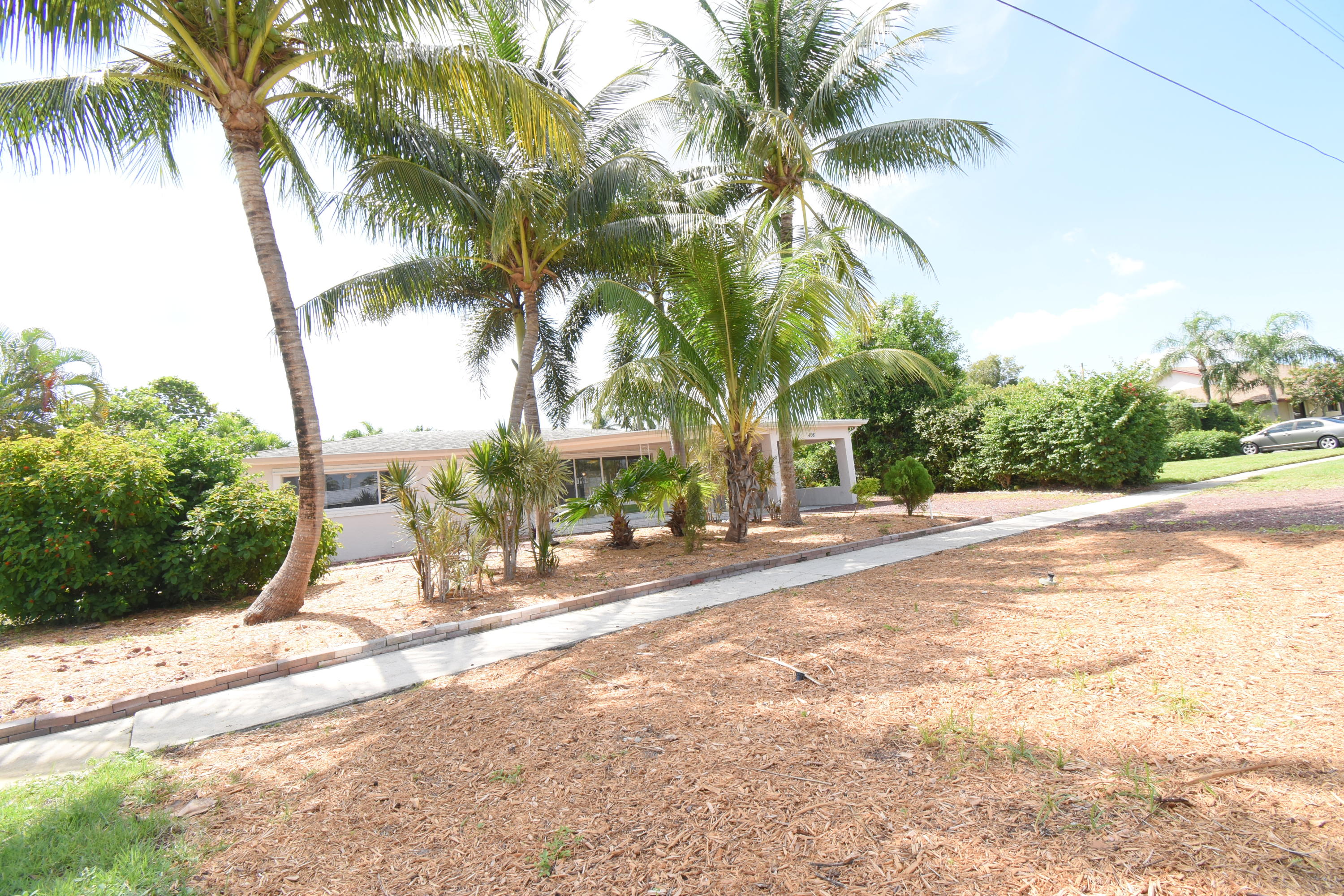 498 Northeast 5th Circle Boca Raton, FL 33431 - Photo 2 of 47 DSC_0235