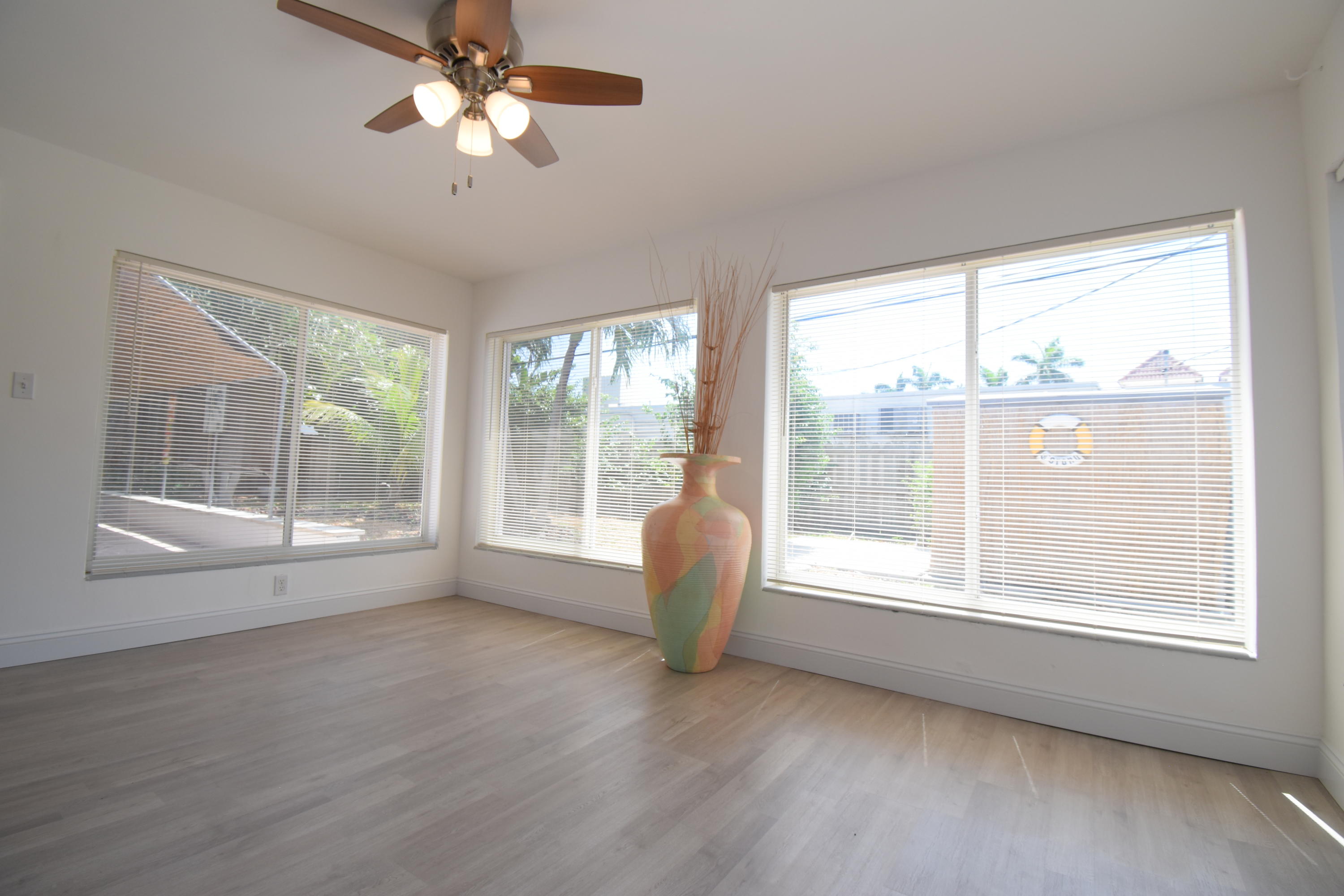 498 Northeast 5th Circle Boca Raton, FL 33431 - Photo 21 of 47 DSC_0248