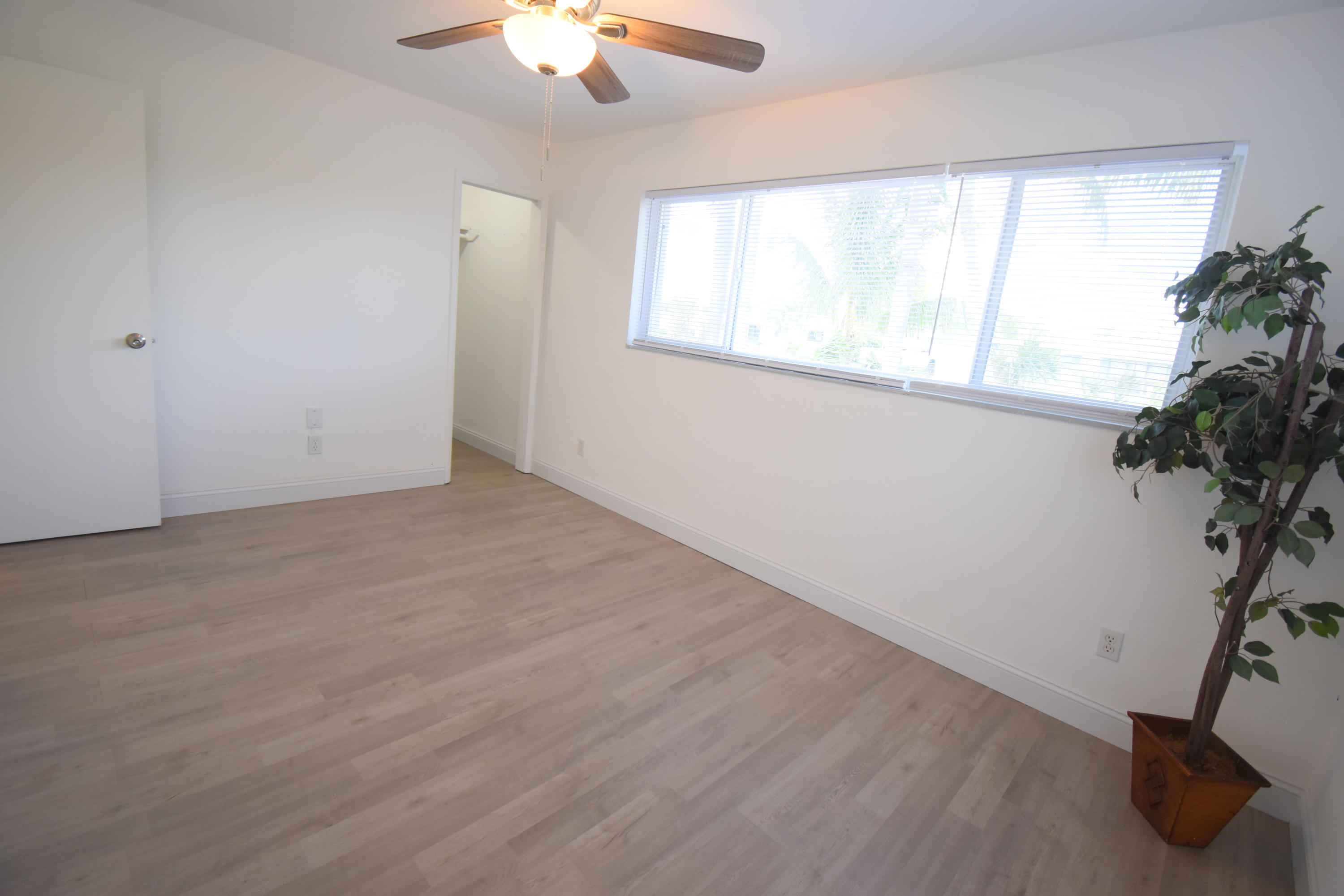 498 Northeast 5th Circle Boca Raton, FL 33431 - Photo 30 of 47 DSC_0260