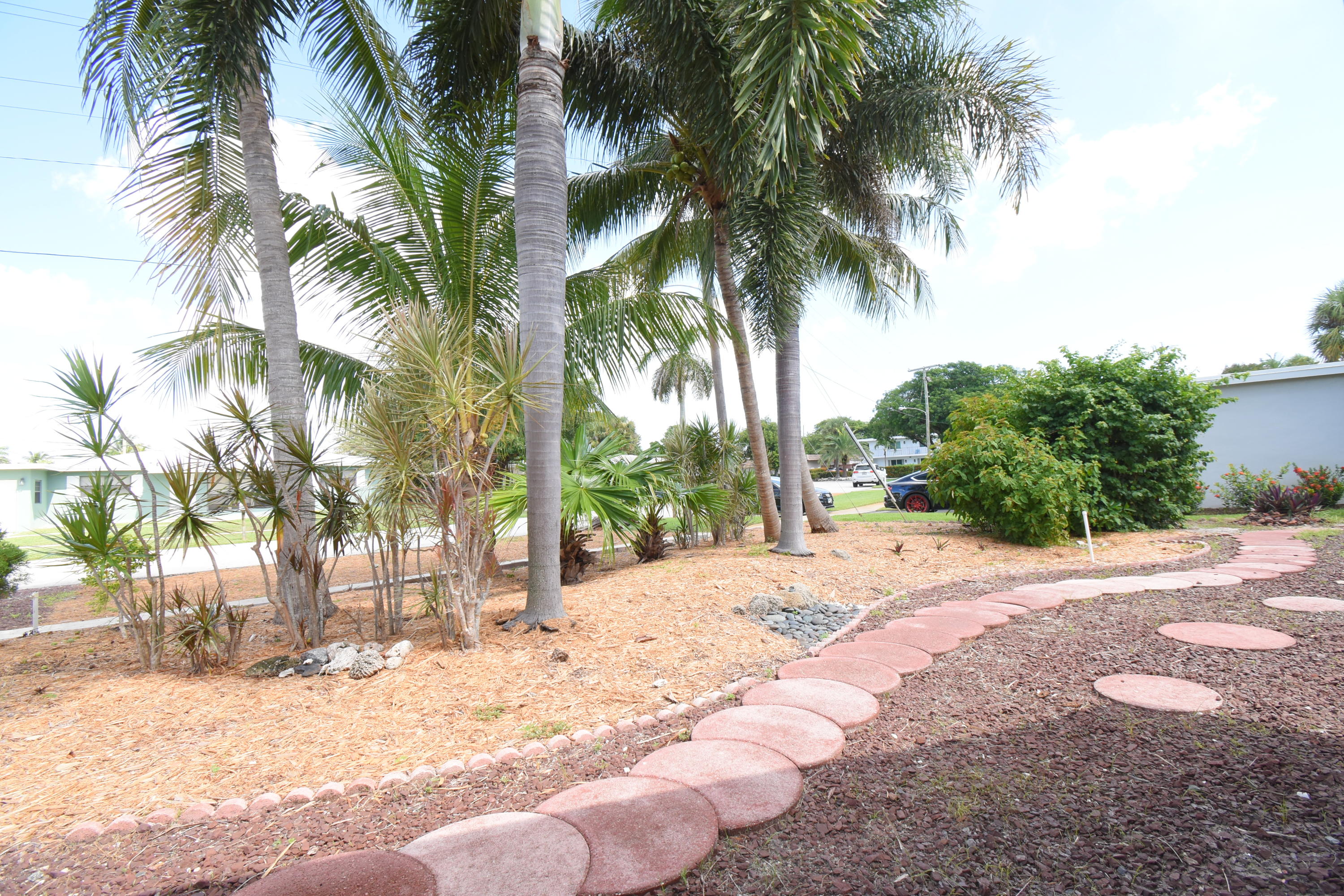 498 Northeast 5th Circle Boca Raton, FL 33431 - Photo 9 of 47 DSC_0233