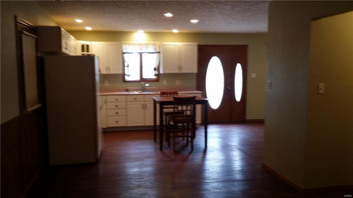 17801 New Mexico Road Nashville, IL 62263 - Photo 8 of 10 Gallery Image 8