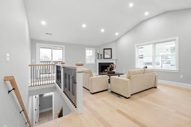 $1,149,900 | 11-9 Washington Street, Unit NINE, Ipswich, MA 01938